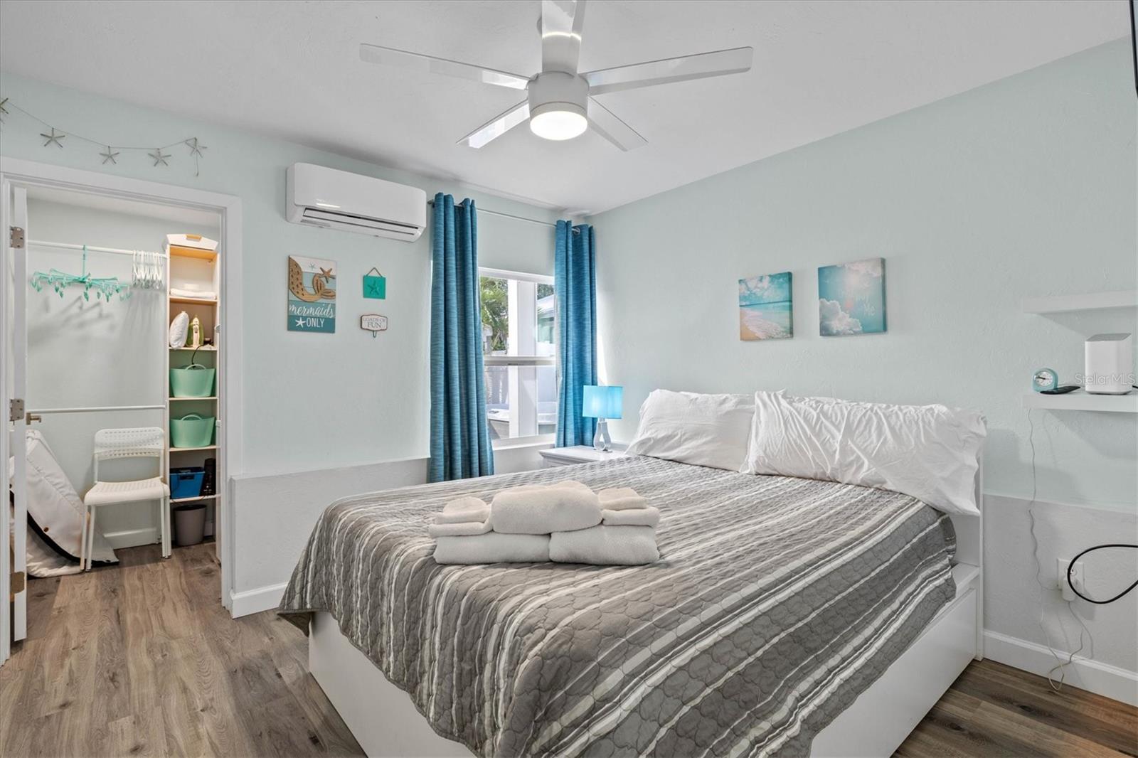 2084 GROVE ST #B, SARASOTA, FL, 34239