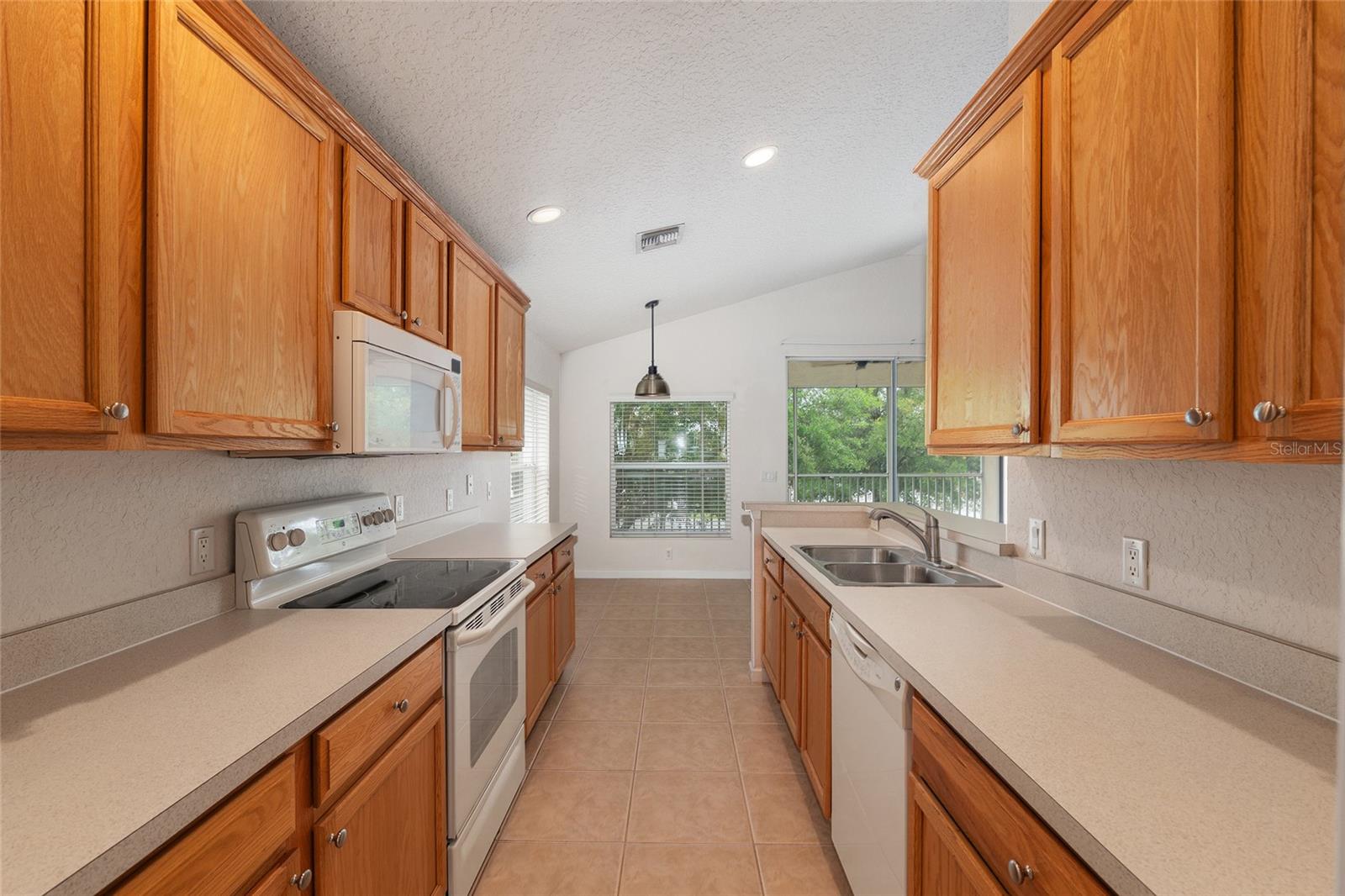 4570 SW 52ND CIR #102, OCALA, FL, 34474