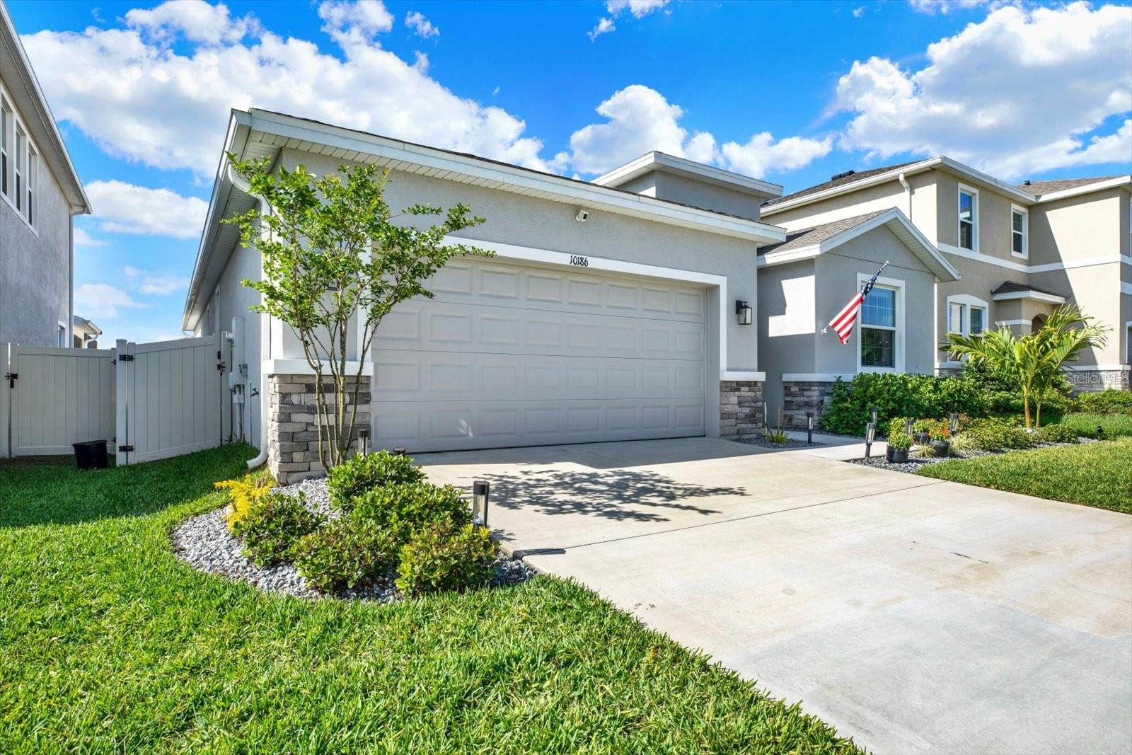 10186 SHORELINE VIEW WAY, WESLEY CHAPEL, FL, 33545