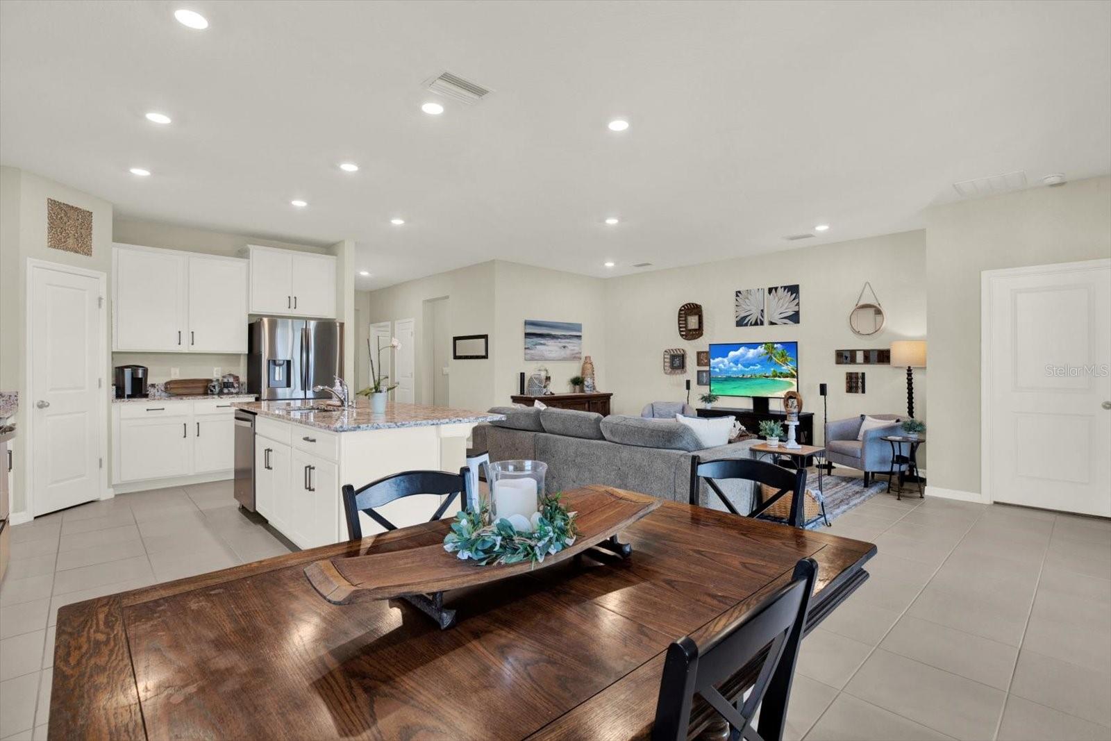 10186 SHORELINE VIEW WAY, WESLEY CHAPEL, FL, 33545