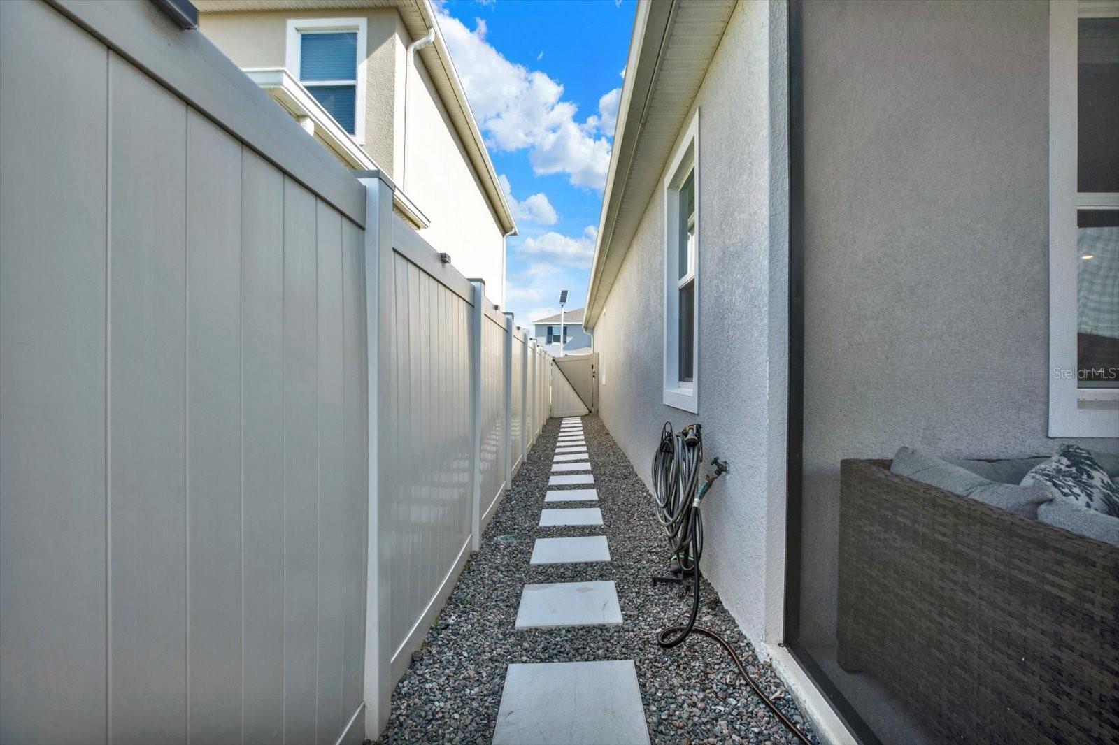 10186 SHORELINE VIEW WAY, WESLEY CHAPEL, FL, 33545