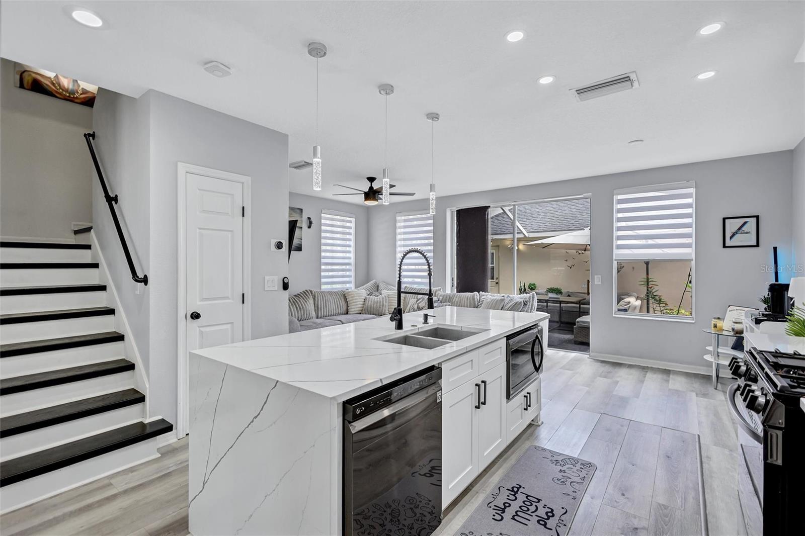 10039 BRADWELL PL, TAMPA, FL, 33626