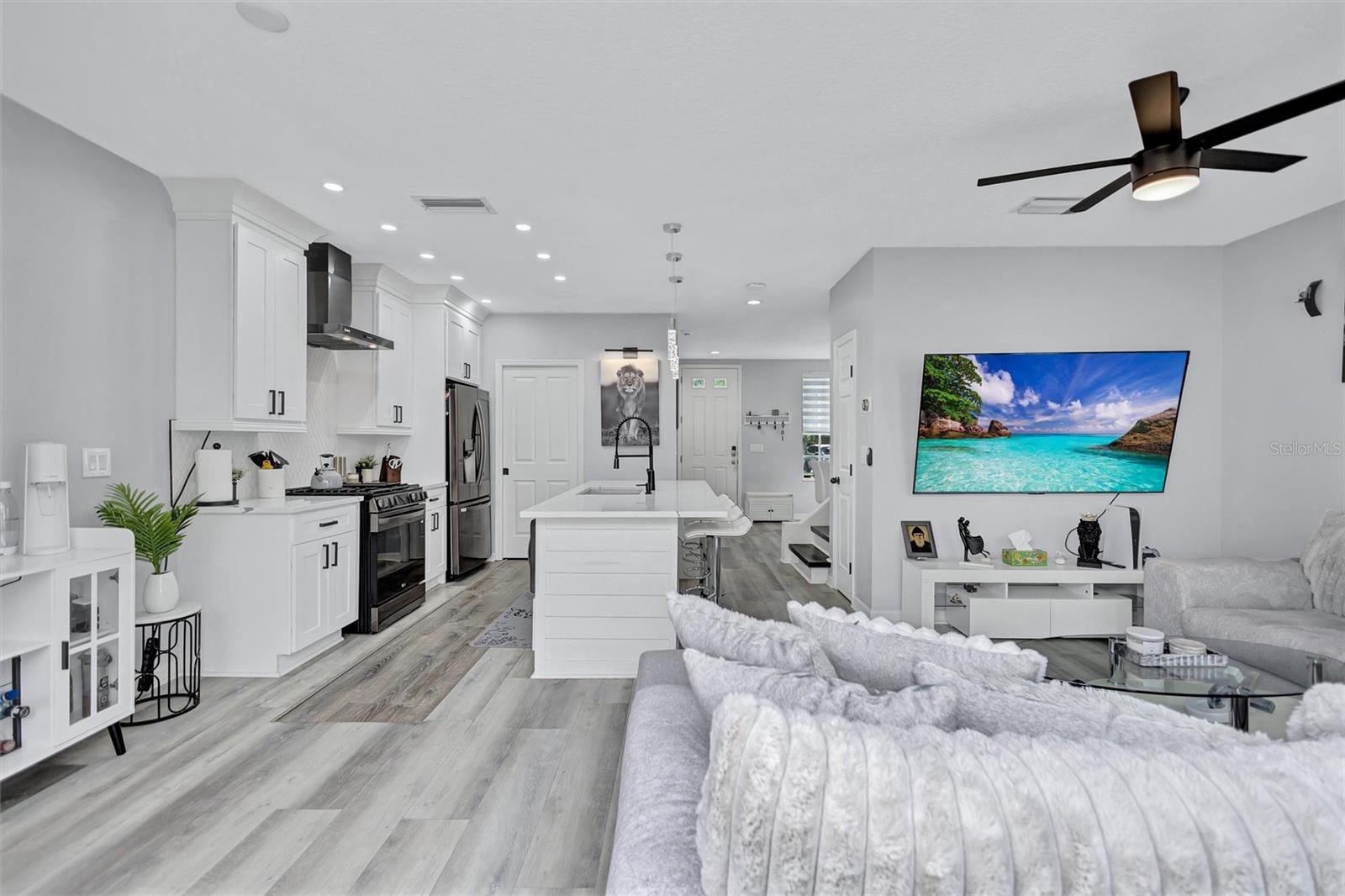 10039 BRADWELL PL, TAMPA, FL, 33626