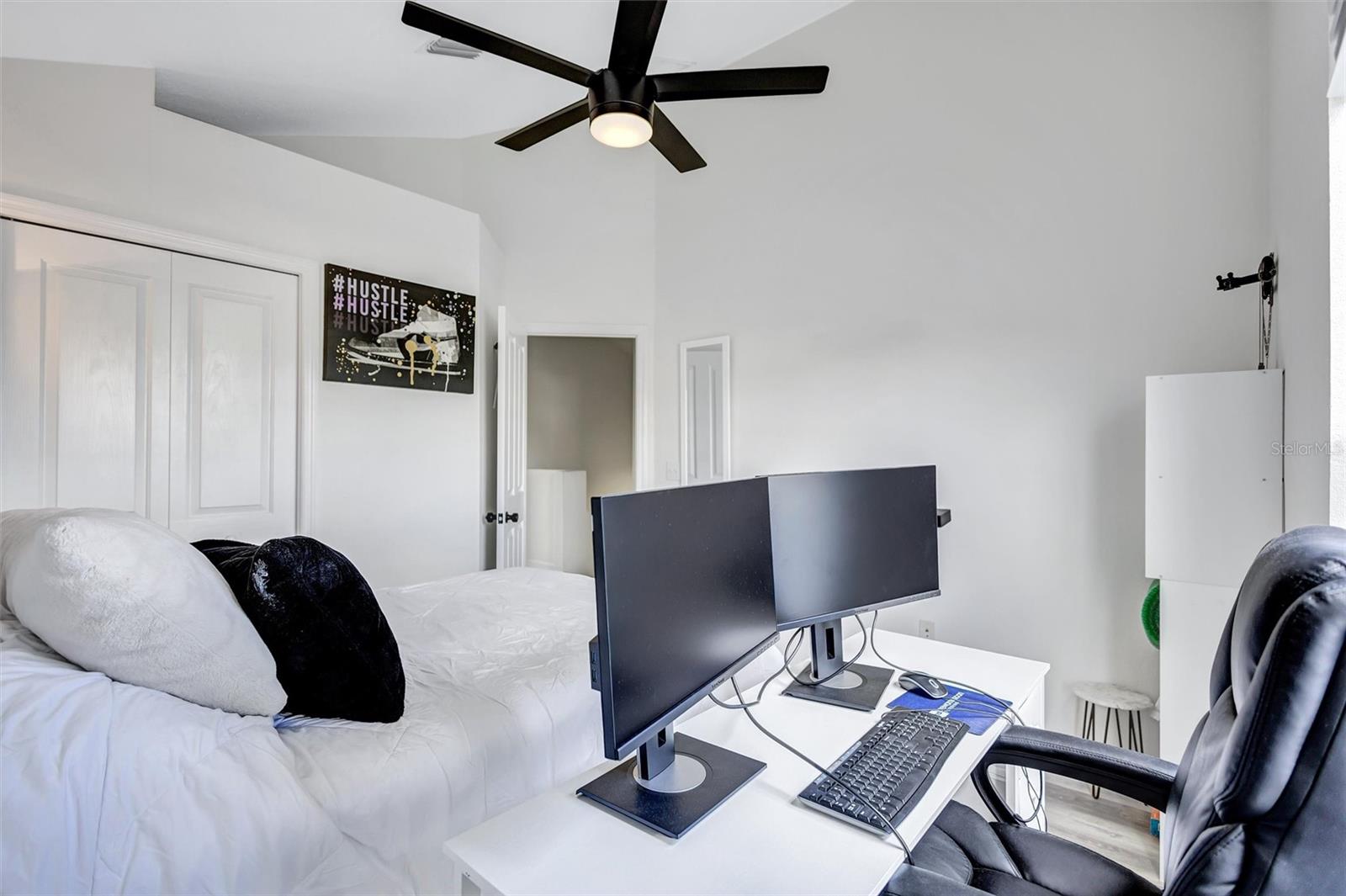 10039 BRADWELL PL, TAMPA, FL, 33626