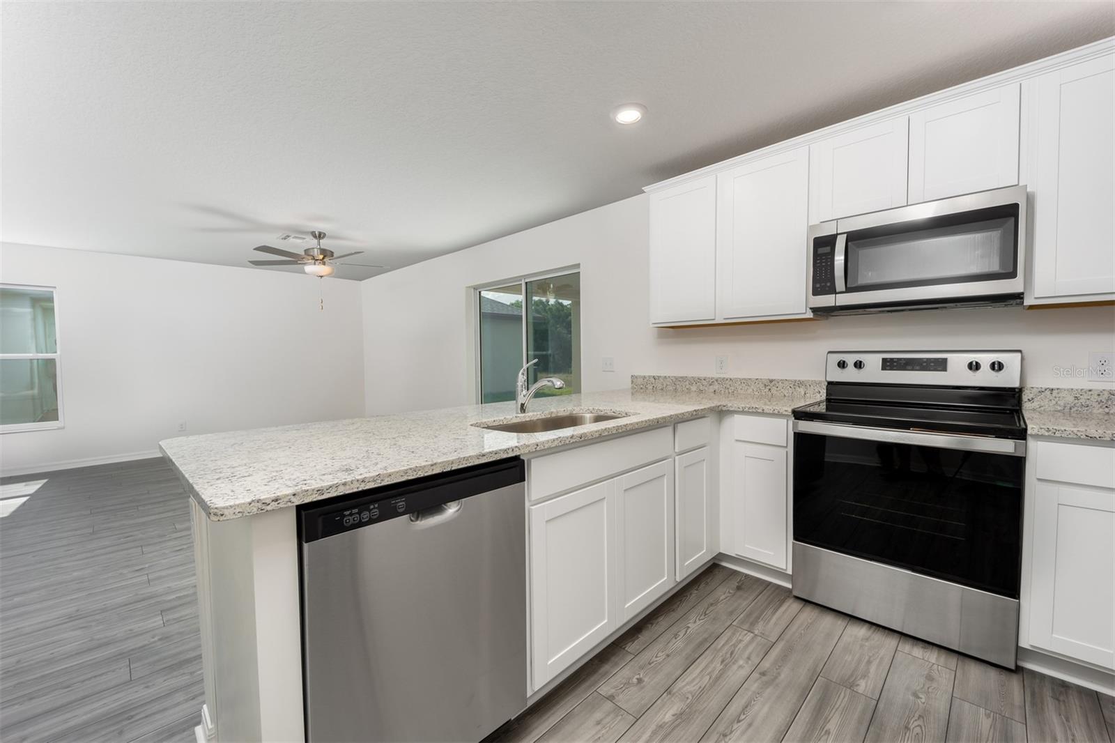 3203 SEVILLE ST, LAKE ALFRED, FL, 33850