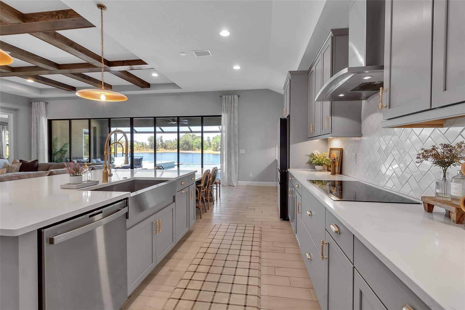 9133 WARM SPRINGS CIR, PARRISH, FL, 34219