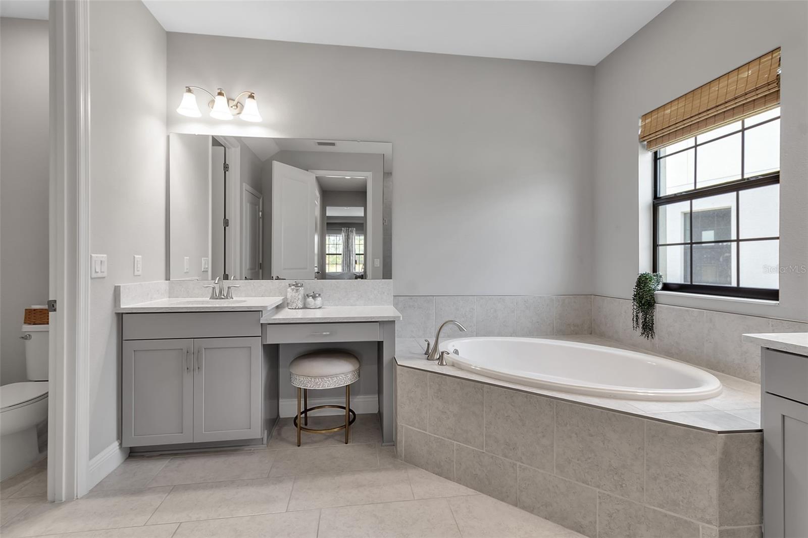 9133 WARM SPRINGS CIR, PARRISH, FL, 34219