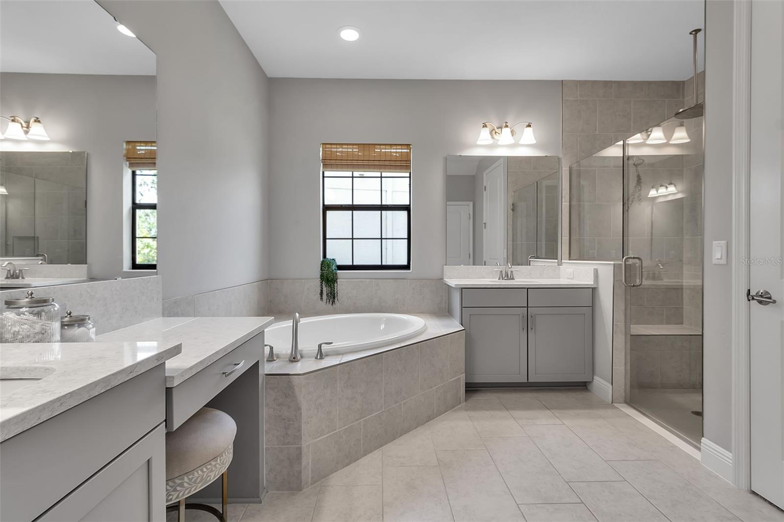 9133 WARM SPRINGS CIR, PARRISH, FL, 34219