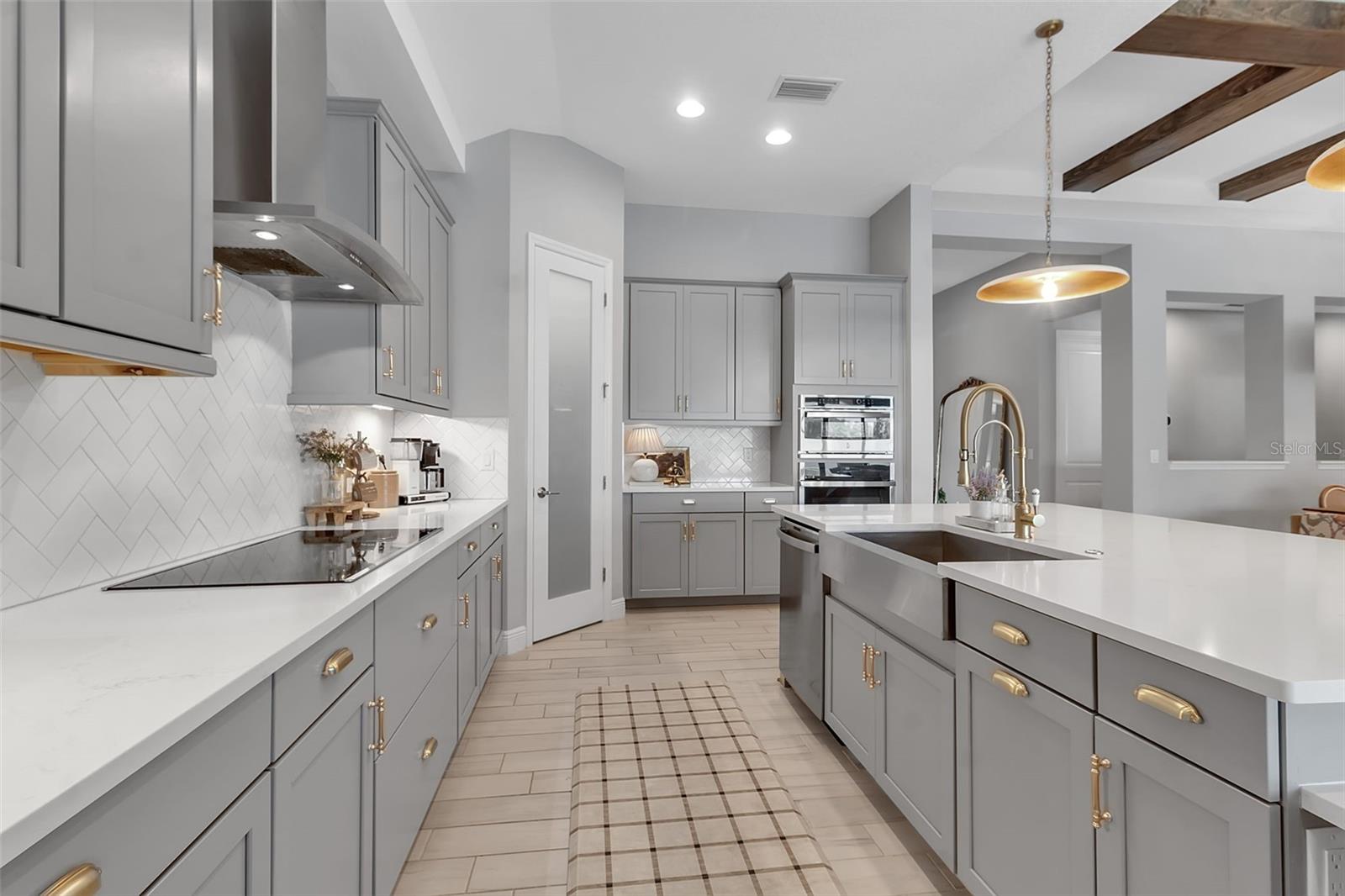 9133 WARM SPRINGS CIR, PARRISH, FL, 34219