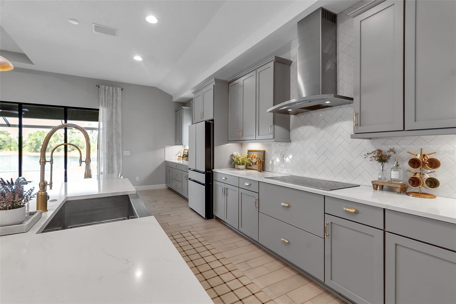 9133 WARM SPRINGS CIR, PARRISH, FL, 34219