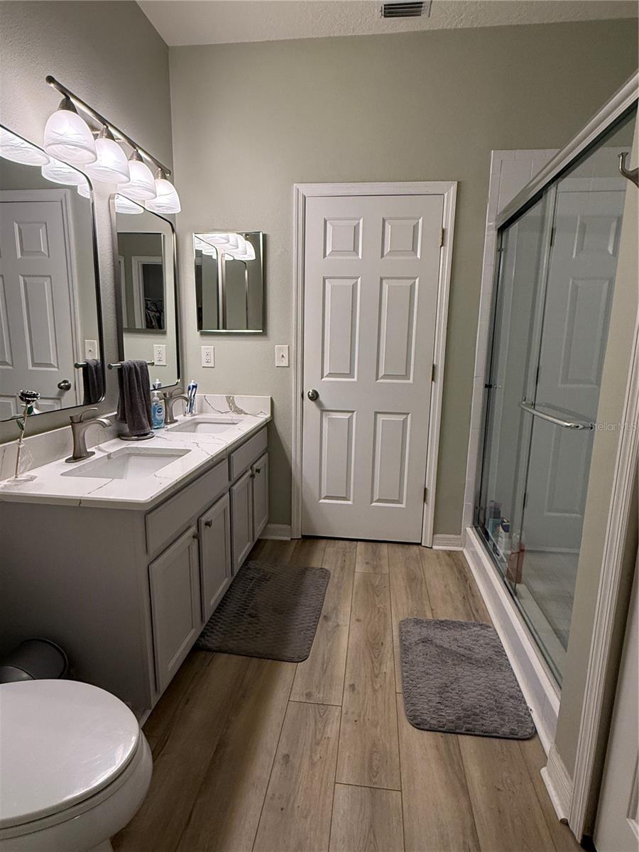 9410 GEORGIAN PARK LN #110, TAMPA, FL, 33626