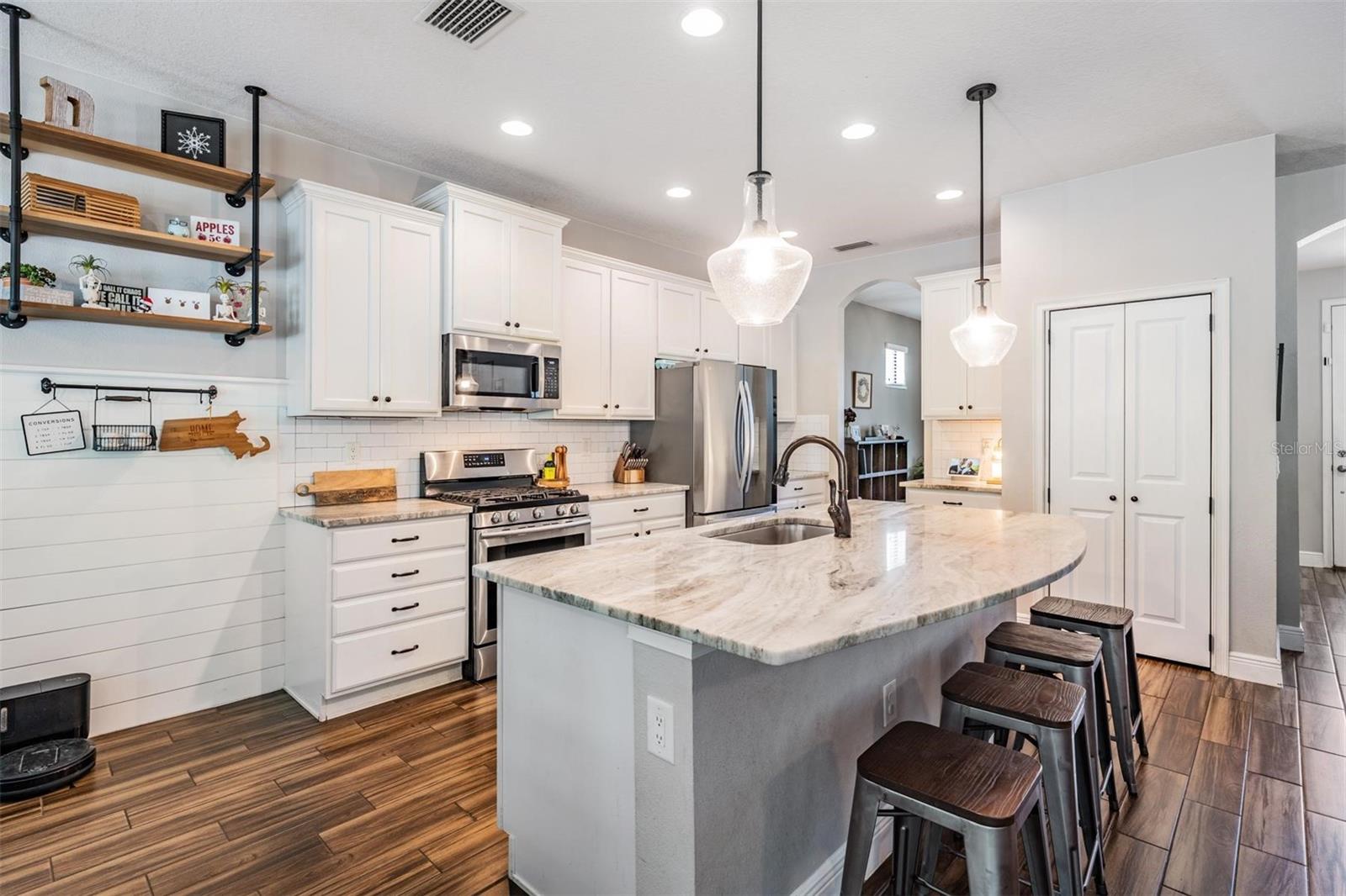 19545 POST ISLAND LOOP, LAND O LAKES, FL, 34638