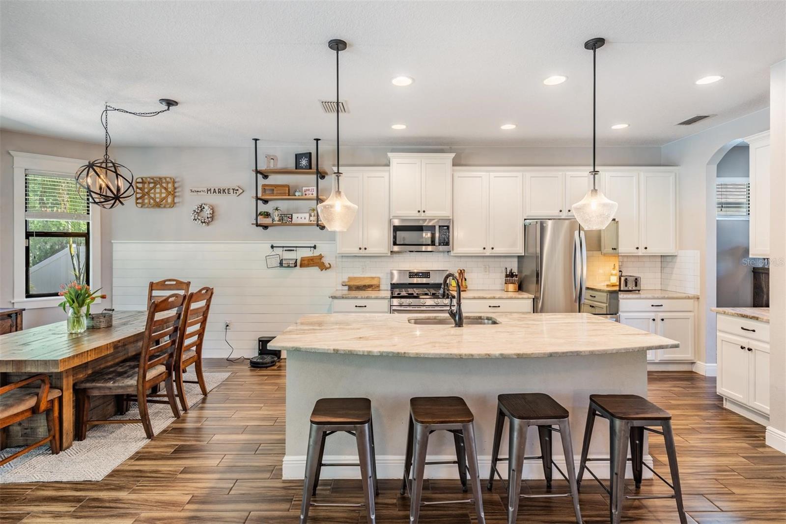 19545 POST ISLAND LOOP, LAND O LAKES, FL, 34638