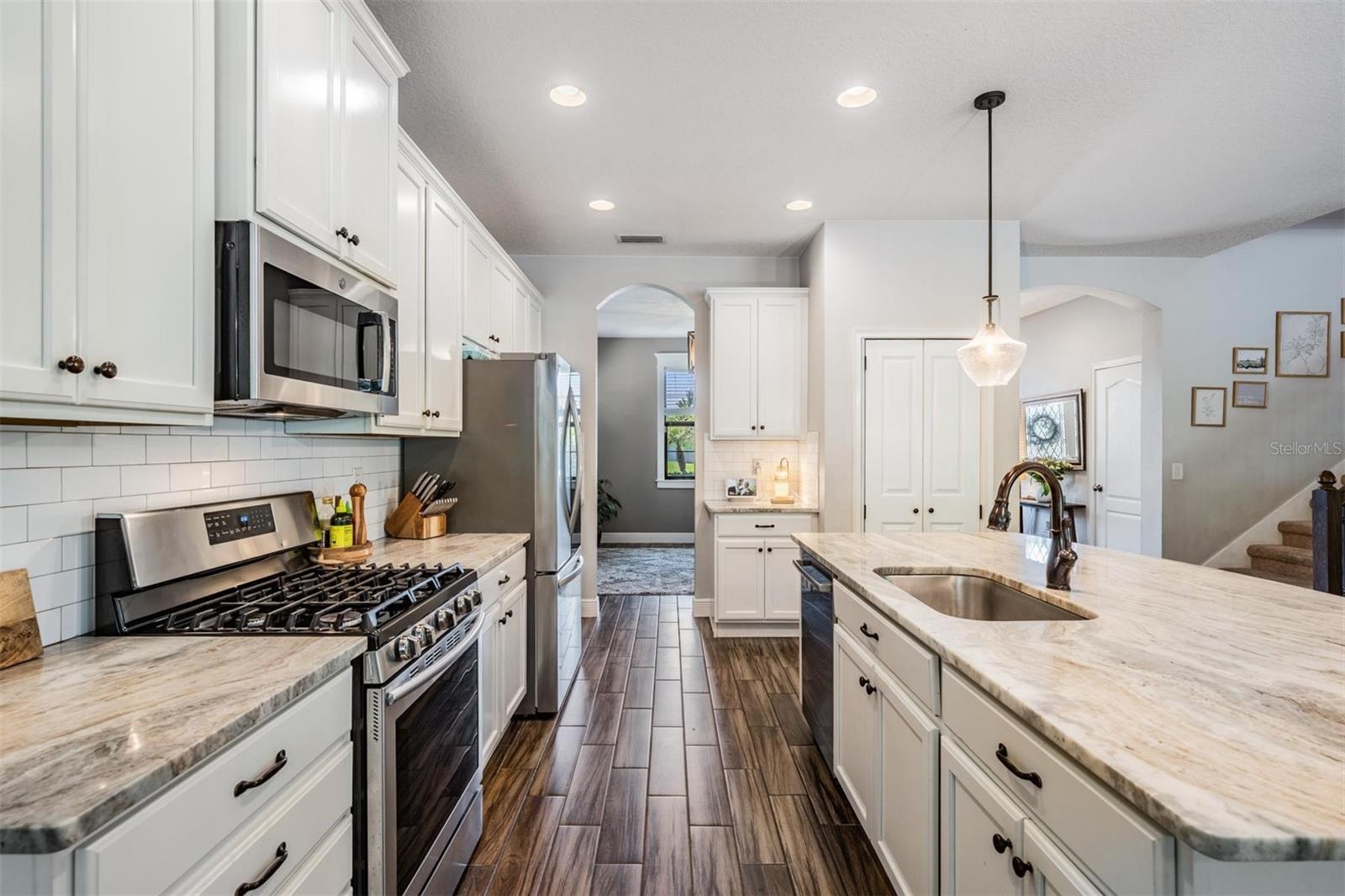 19545 POST ISLAND LOOP, LAND O LAKES, FL, 34638