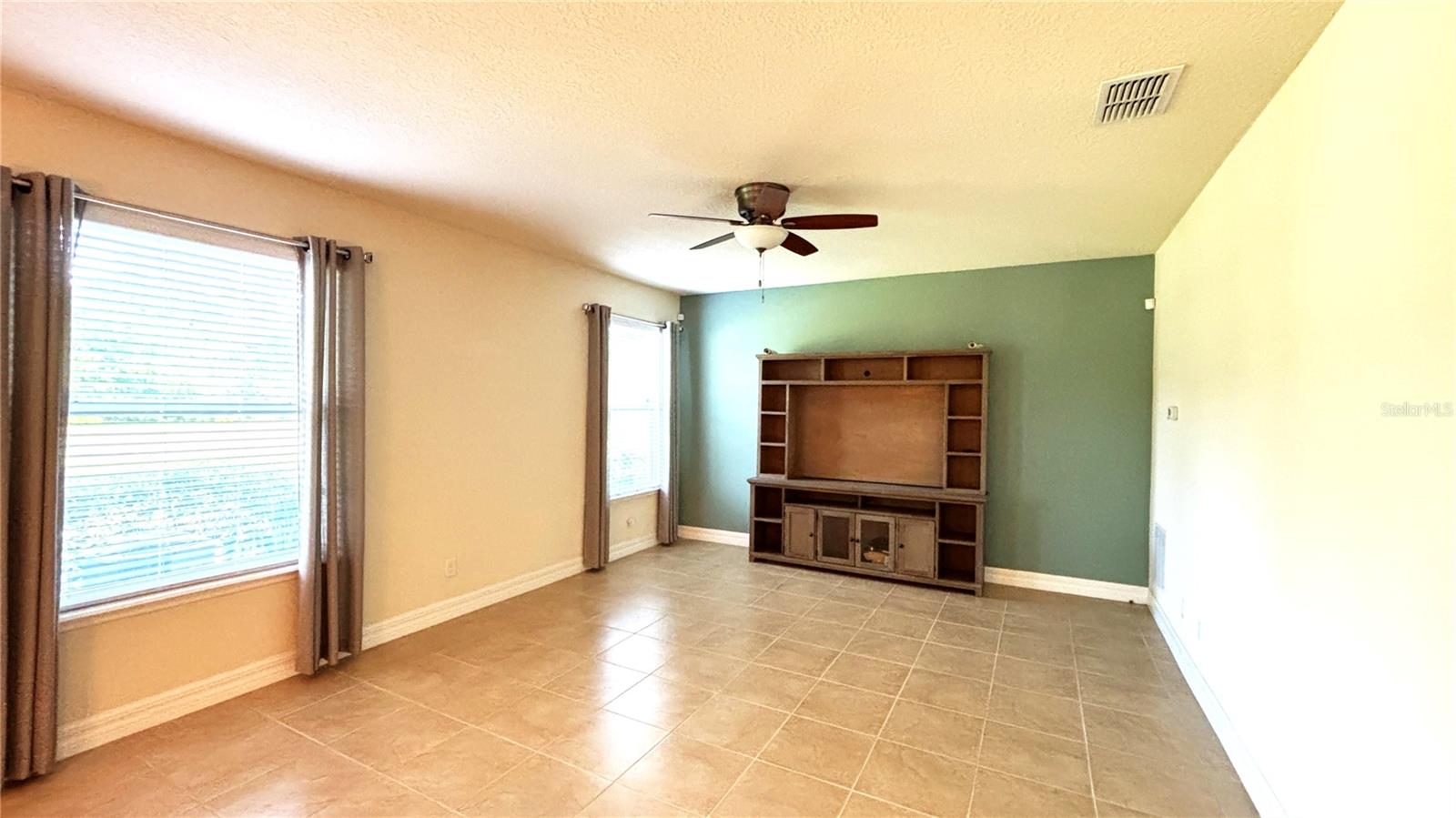 5217 DOVE TREE ST, ORLANDO, FL, 32811