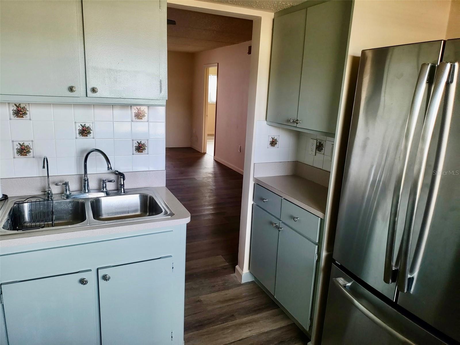 11700 PARK BLVD #104, SEMINOLE, FL, 33772