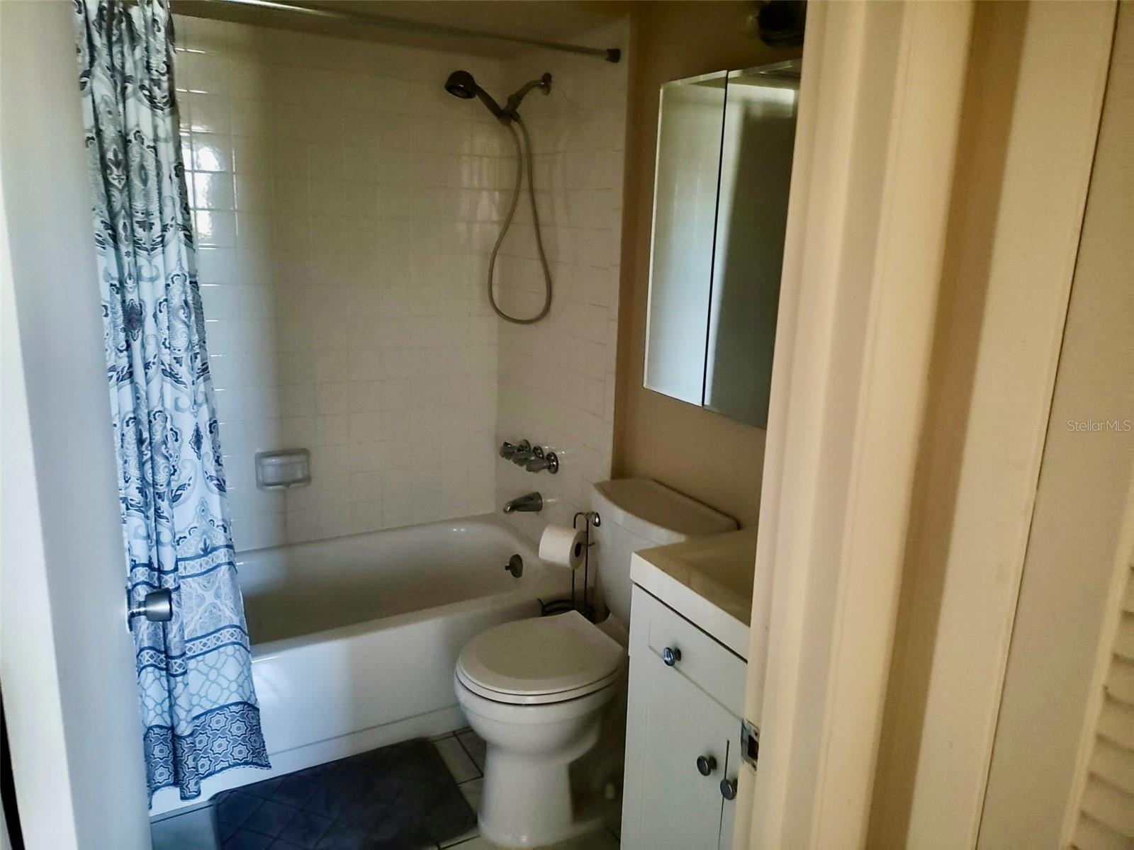 11700 PARK BLVD #104, SEMINOLE, FL, 33772