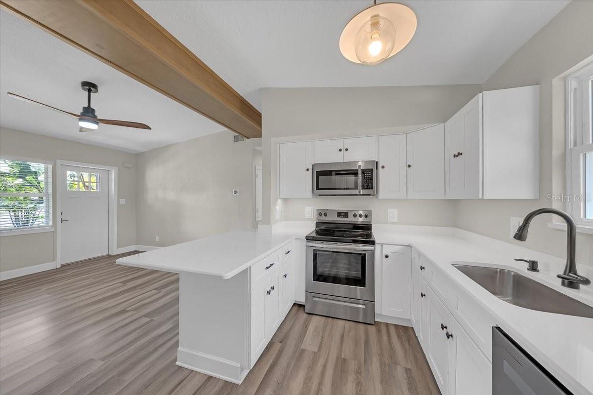 3997 MARLIN DR SE, ST PETERSBURG, FL, 33705