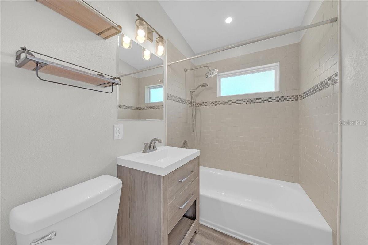 3997 MARLIN DR SE, ST PETERSBURG, FL, 33705