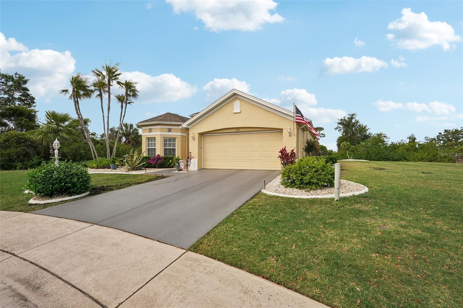 1351 MISTY GREENS DR, SUN CITY CENTER, FL, 33573