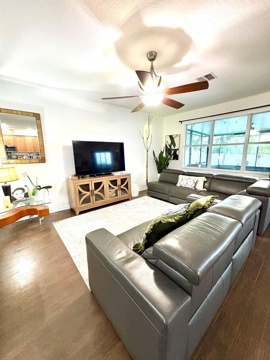 1034 BELLA VIDA BLVD, ORLANDO, FL, 32828