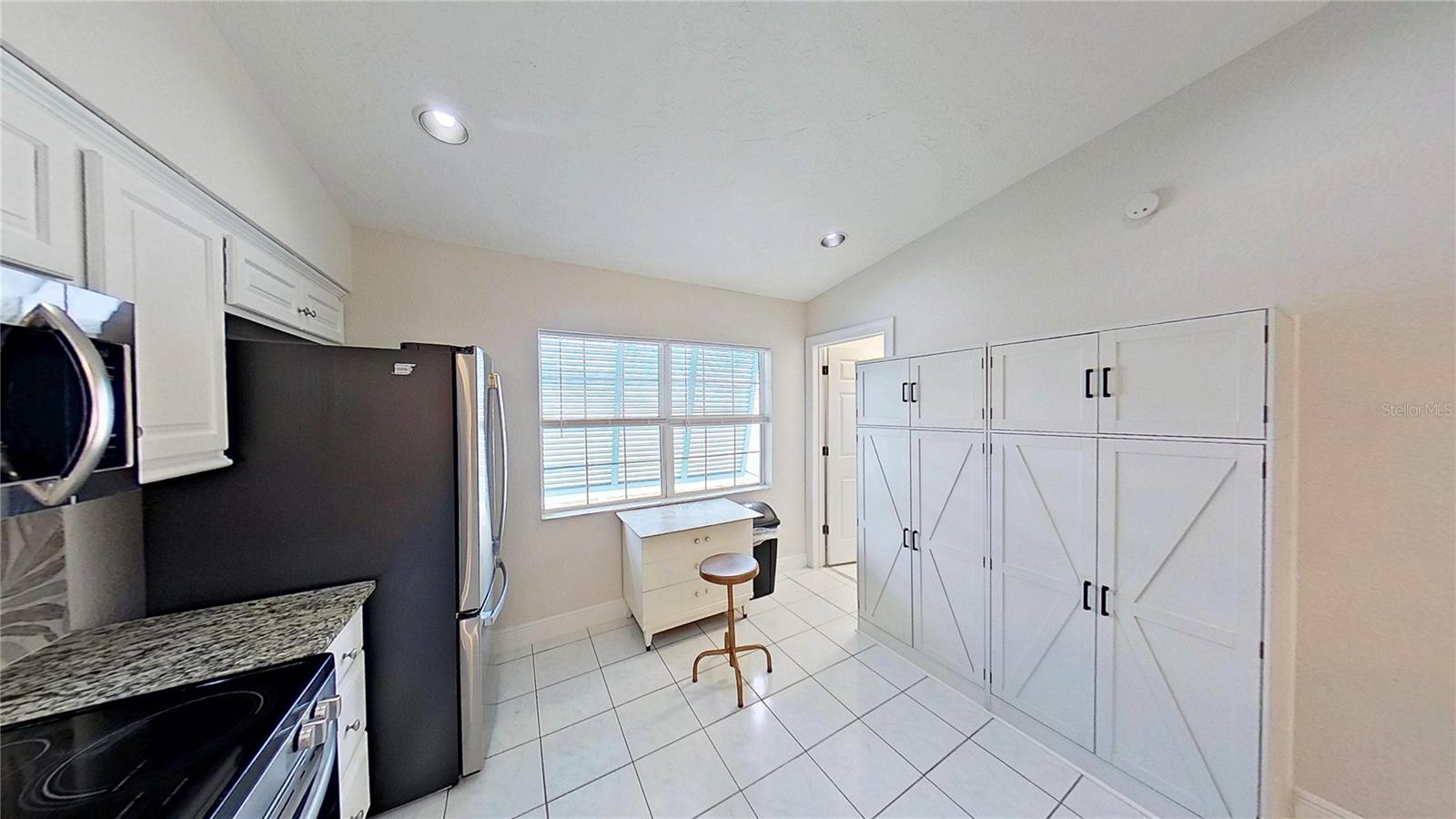 3641 STOKES DR, SARASOTA, FL, 34232