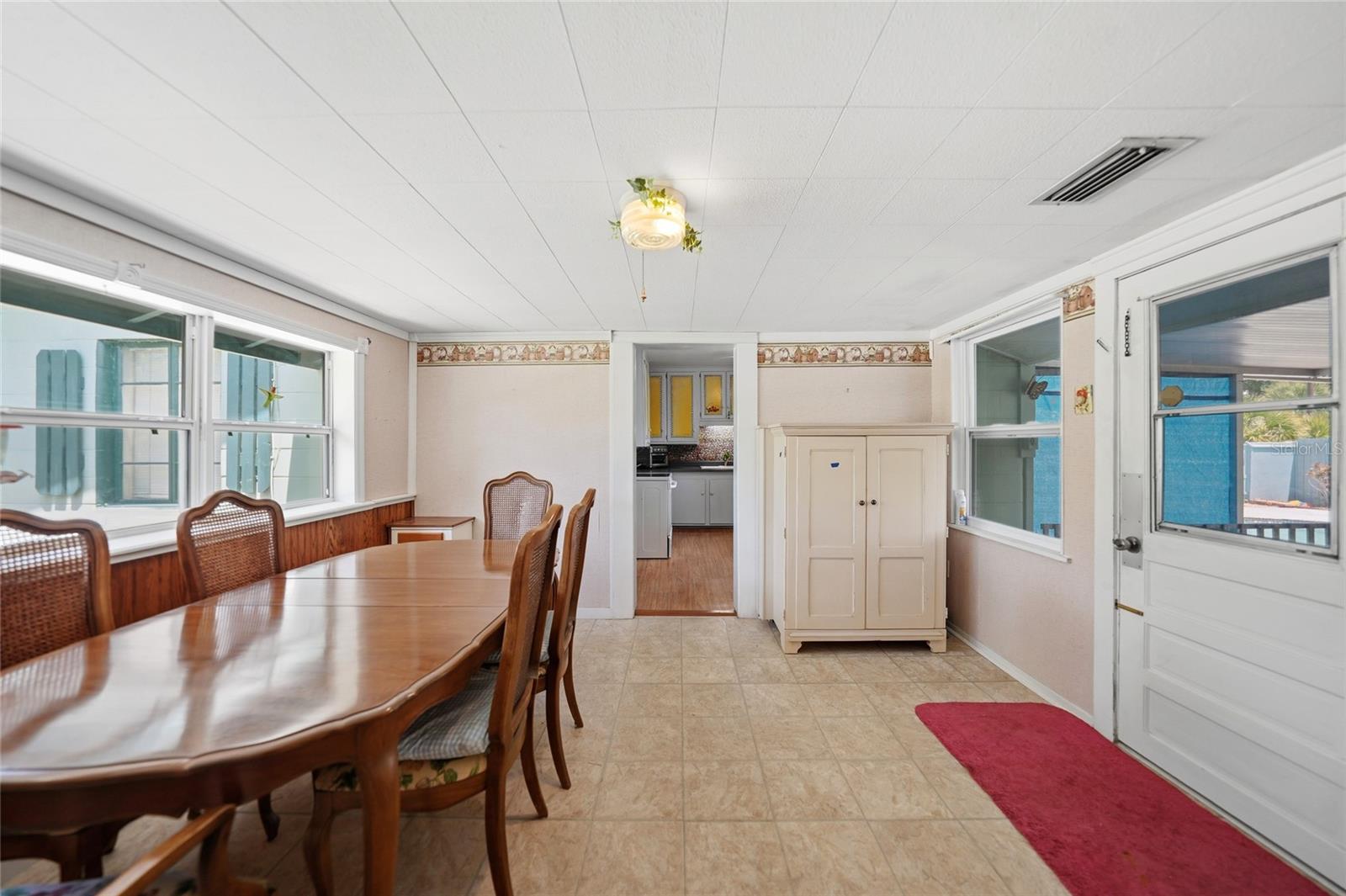 218 N HERNANDO AVE, ARCADIA, FL, 34266