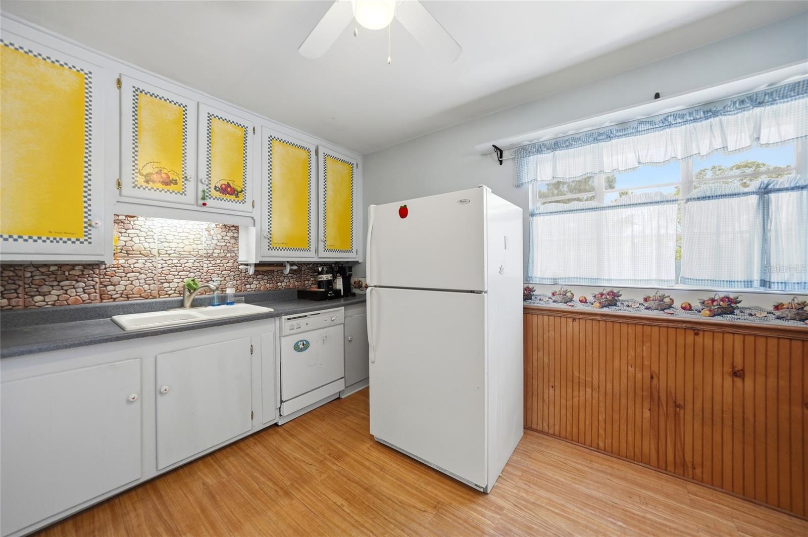 218 N HERNANDO AVE, ARCADIA, FL, 34266