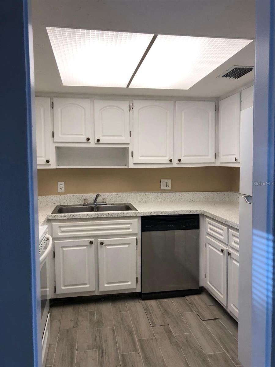 1830 MARAVILLA AVE #416, FORT MYERS, FL, 33901