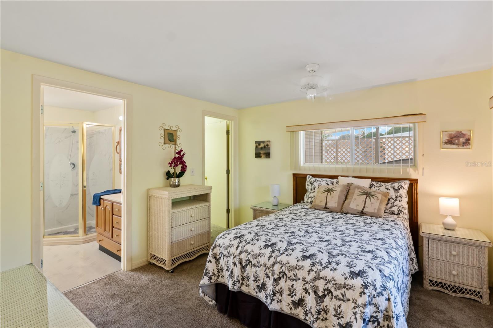 1306 DEBRA DR, THE VILLAGES, FL, 32159