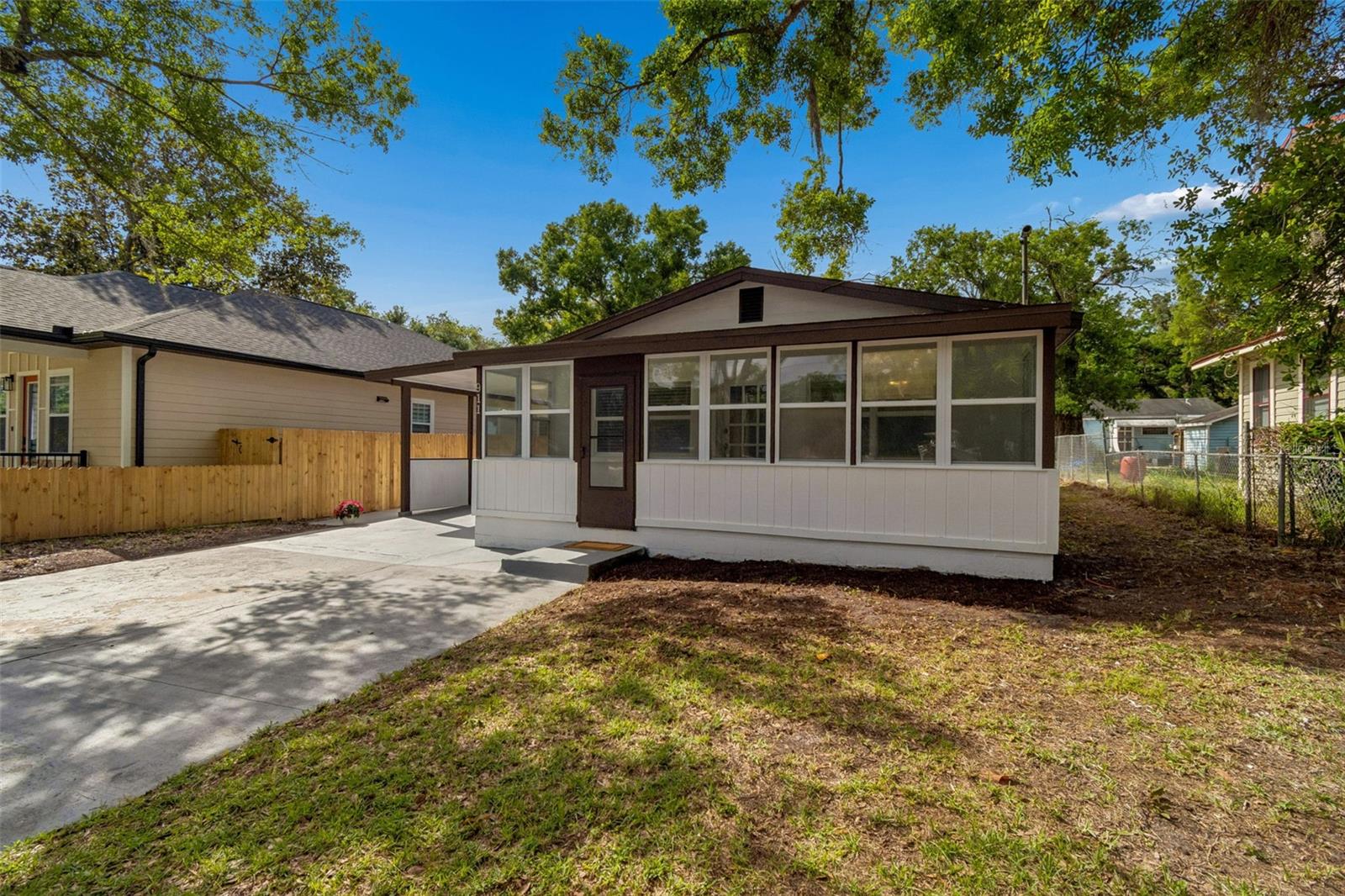 911 E PATTERSON ST, TAMPA, FL, 33604