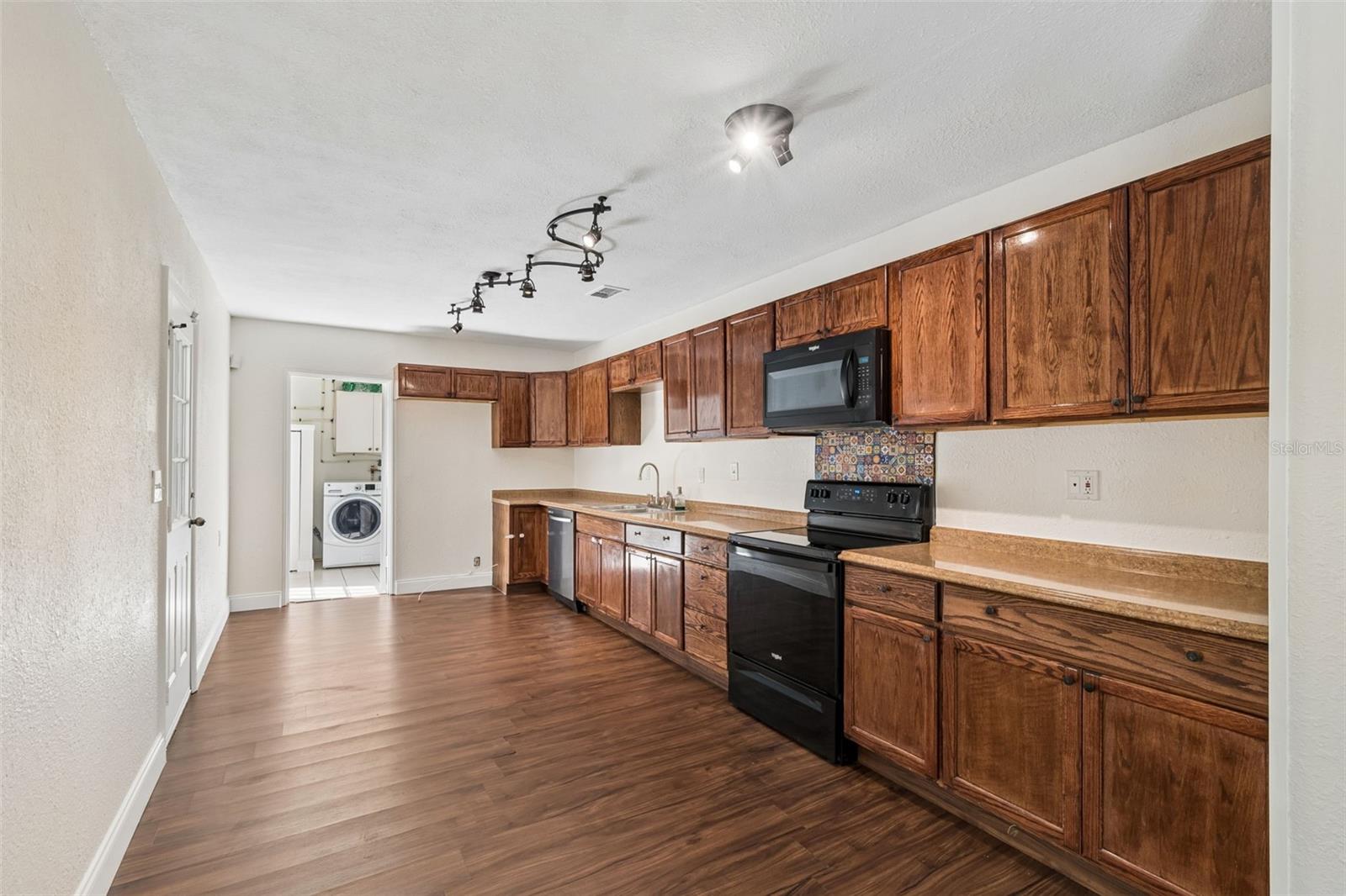 911 E PATTERSON ST, TAMPA, FL, 33604