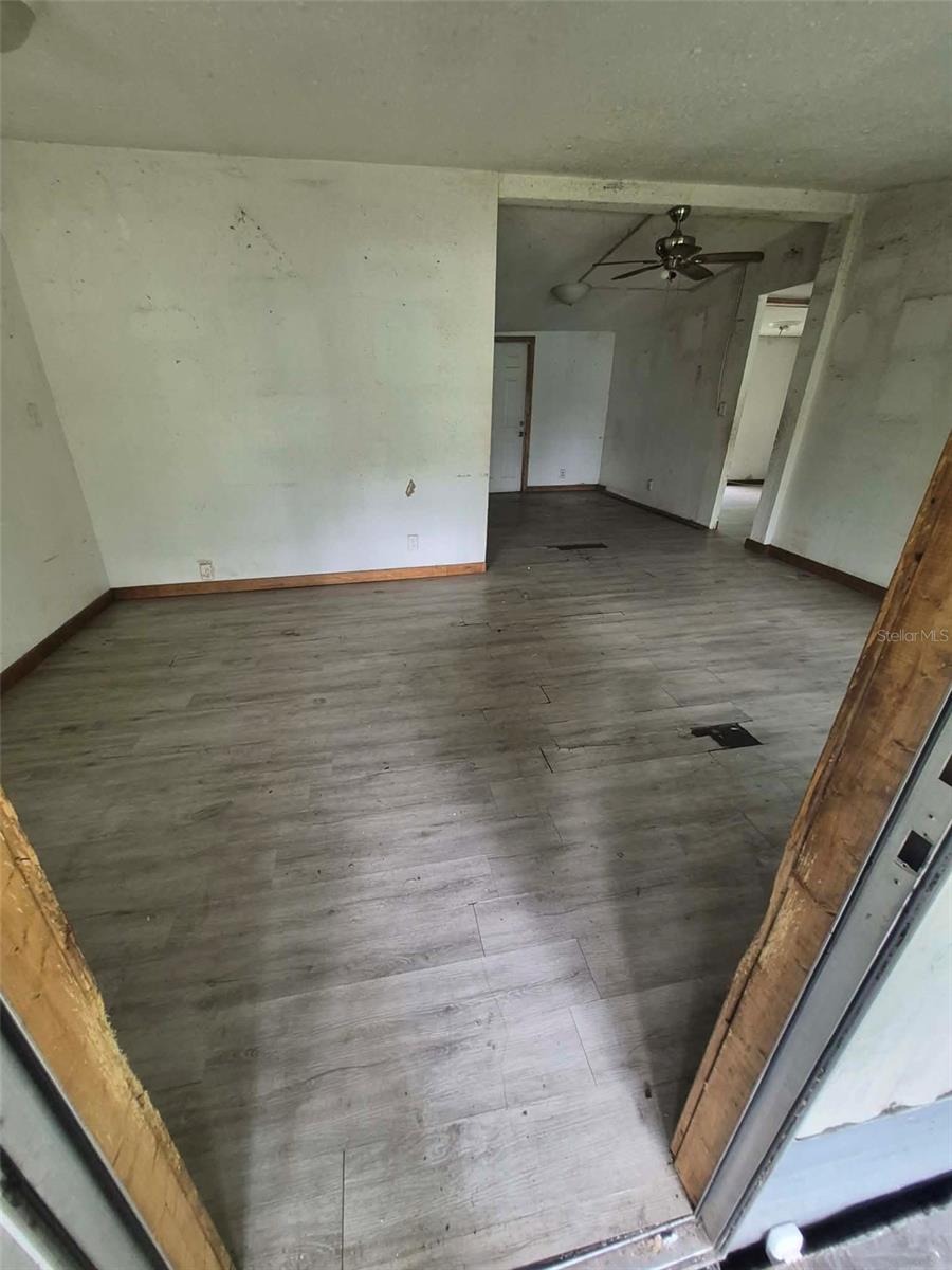 9260 LAKE DR, NEW PORT RICHEY, FL, 34654