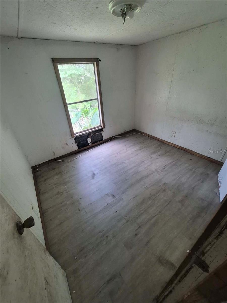 9260 LAKE DR, NEW PORT RICHEY, FL, 34654