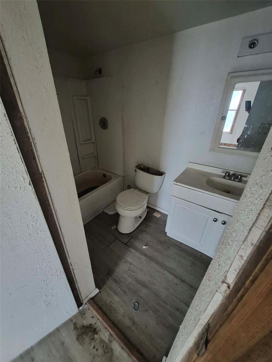 9260 LAKE DR, NEW PORT RICHEY, FL, 34654