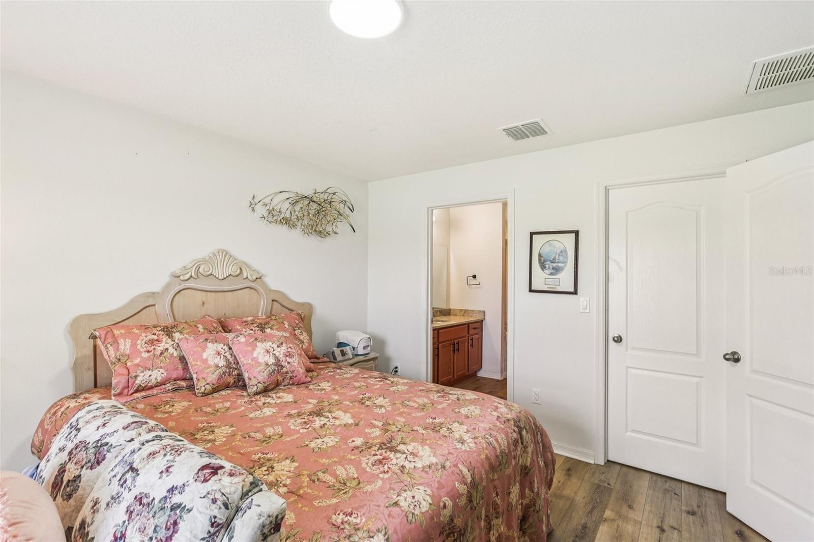 636 CHATHAM WALK DR, RUSKIN, FL, 33570