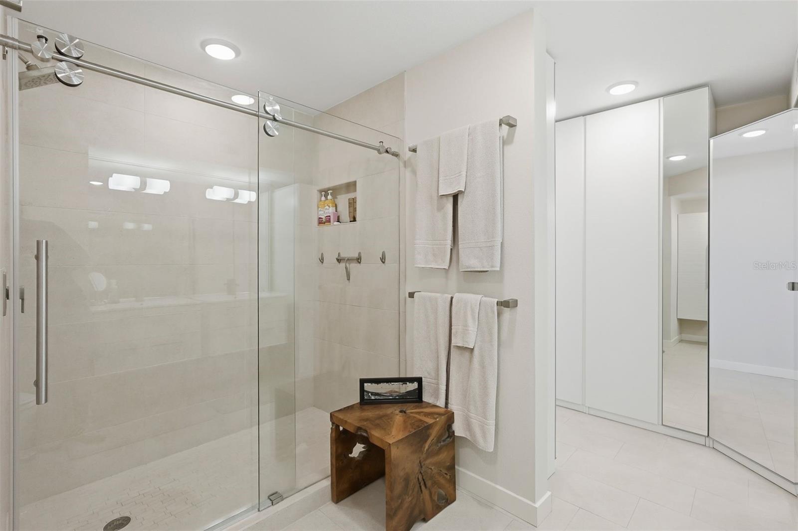 3400 GULF BLVD #104, BELLEAIR BEACH, FL, 33786