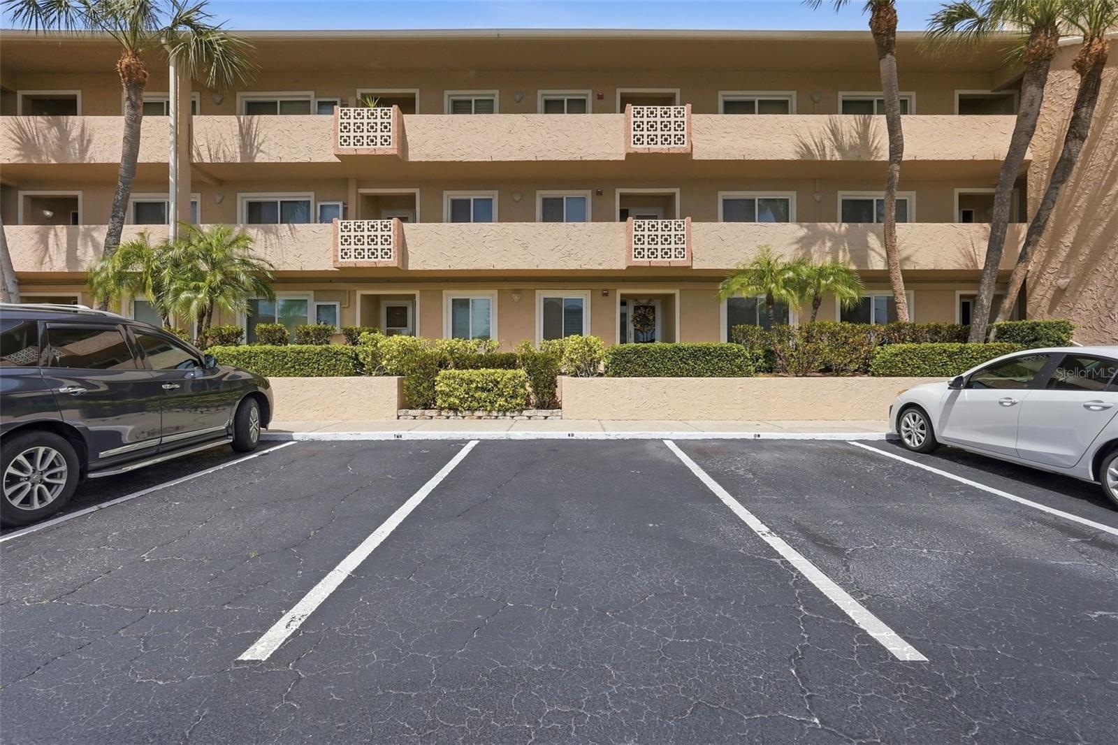 3400 GULF BLVD #104, BELLEAIR BEACH, FL, 33786