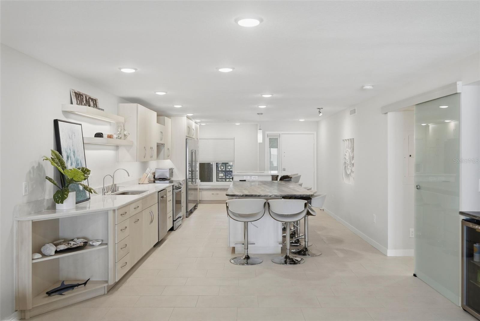 3400 GULF BLVD #104, BELLEAIR BEACH, FL, 33786