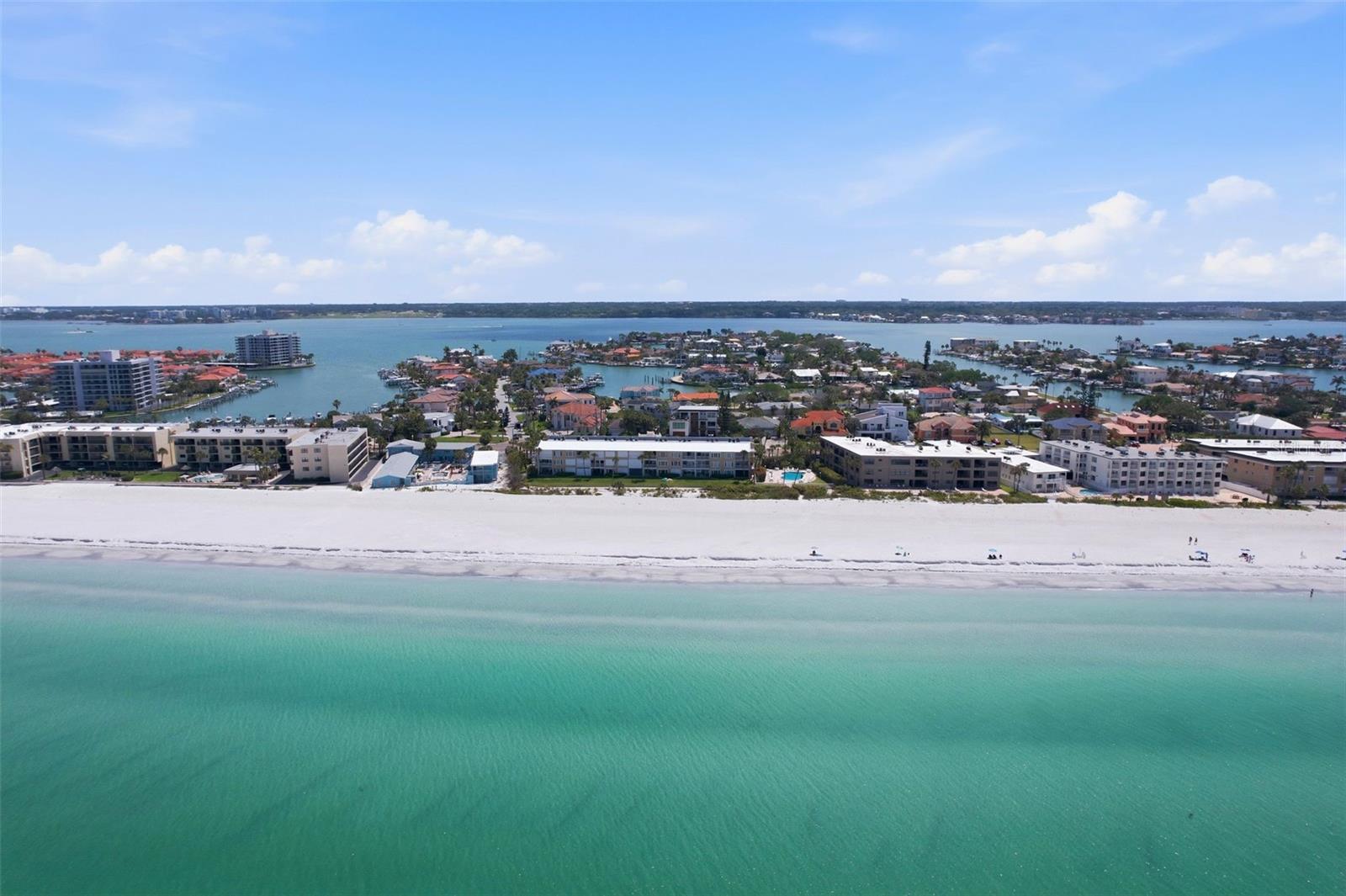 3400 GULF BLVD #104, BELLEAIR BEACH, FL, 33786