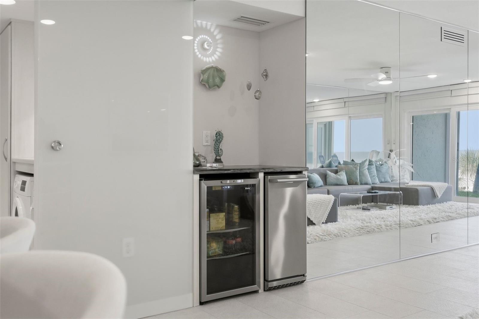 3400 GULF BLVD #104, BELLEAIR BEACH, FL, 33786