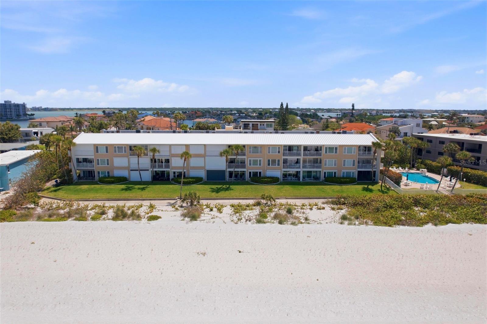 3400 GULF BLVD #104, BELLEAIR BEACH, FL, 33786