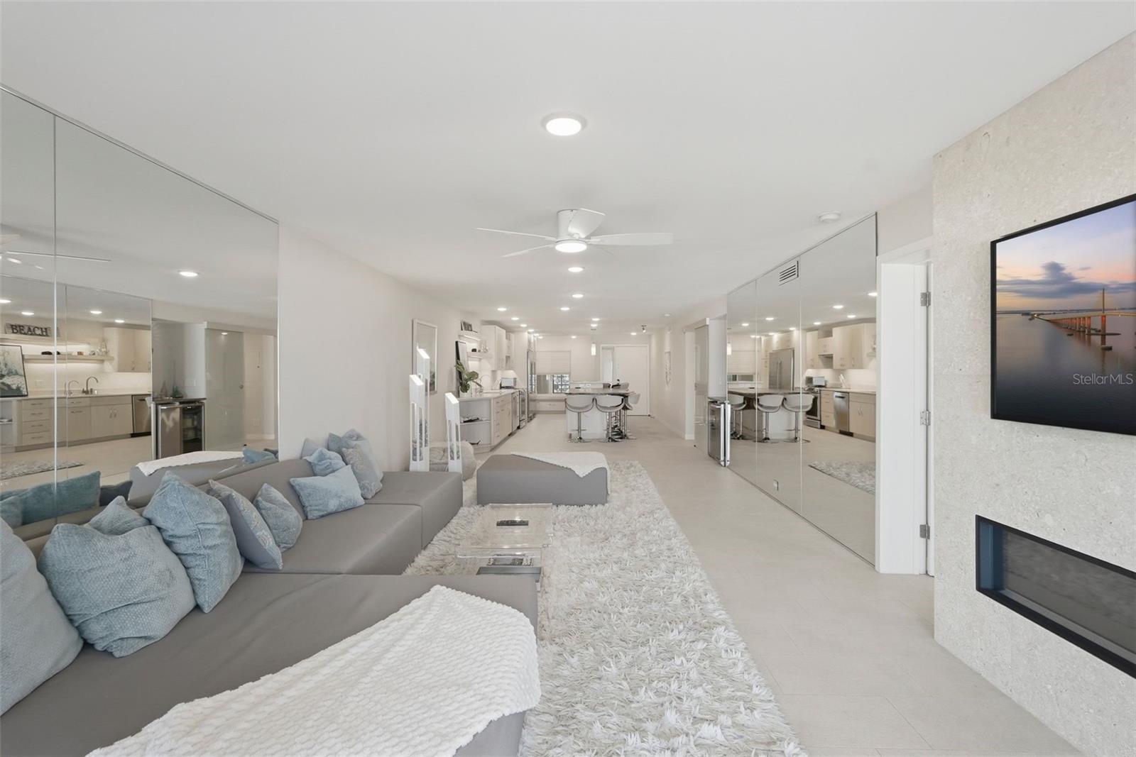 3400 GULF BLVD #104, BELLEAIR BEACH, FL, 33786