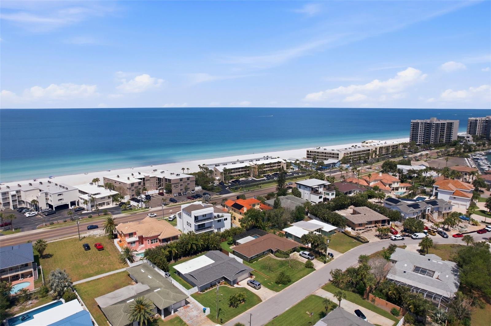 3400 GULF BLVD #104, BELLEAIR BEACH, FL, 33786