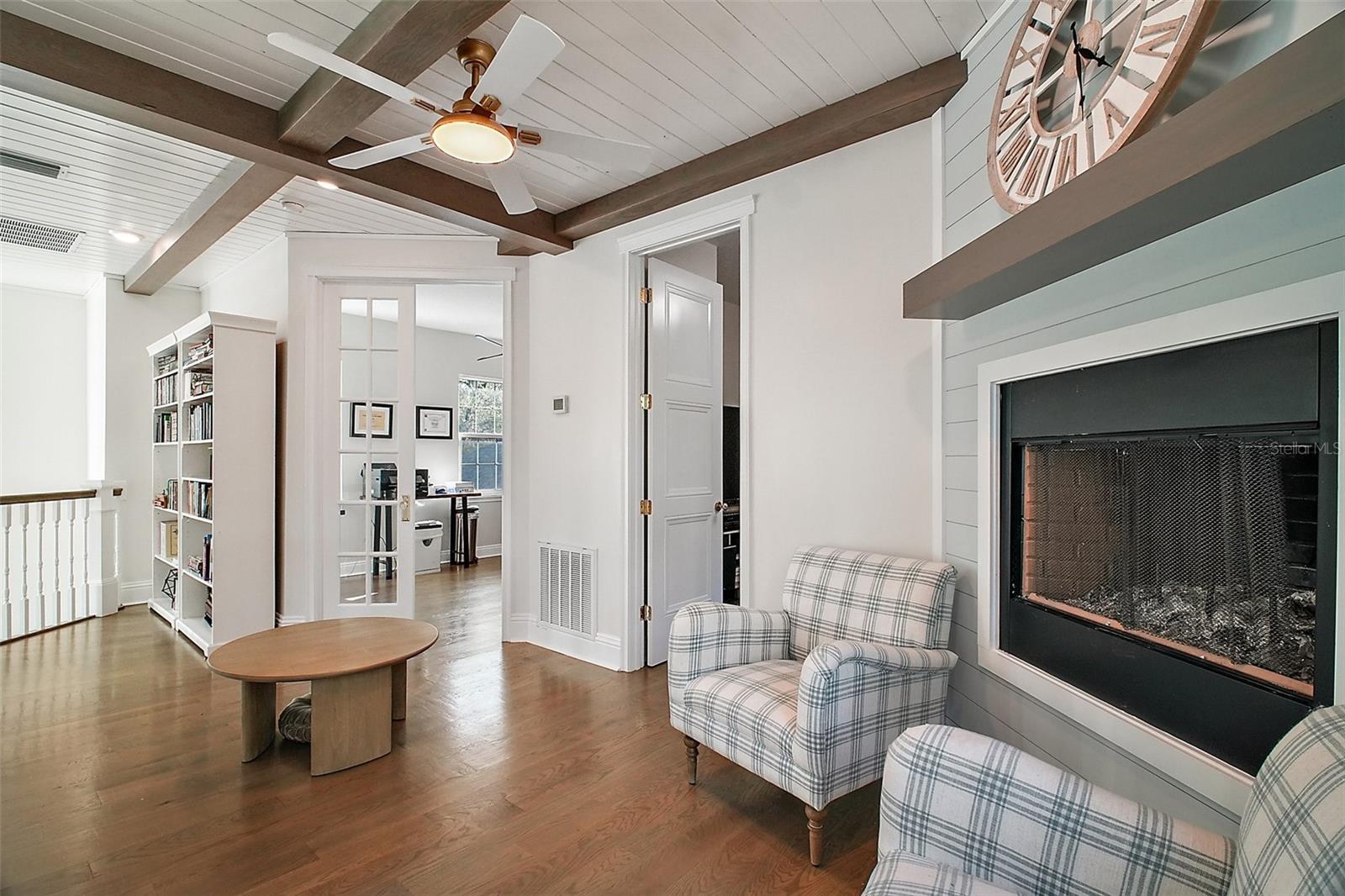 1933 S FARM RD, DELAND, FL, 32720