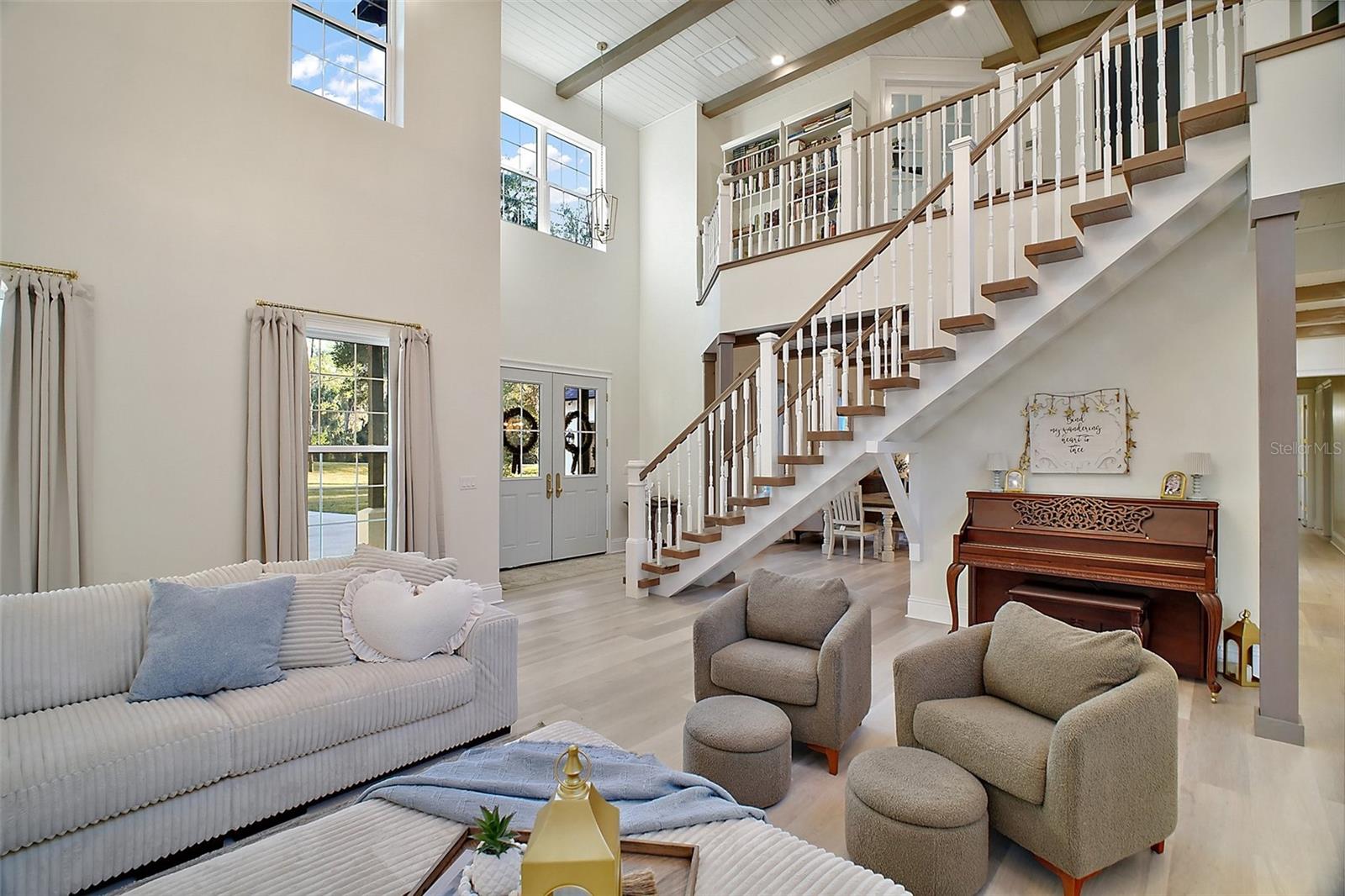 1933 S FARM RD, DELAND, FL, 32720