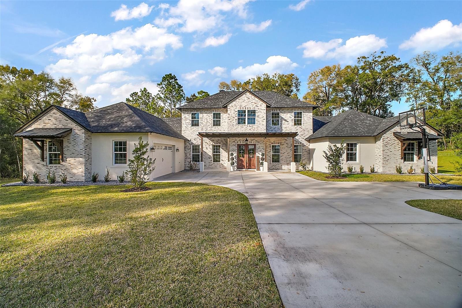 1933 S FARM RD, DELAND, FL, 32720