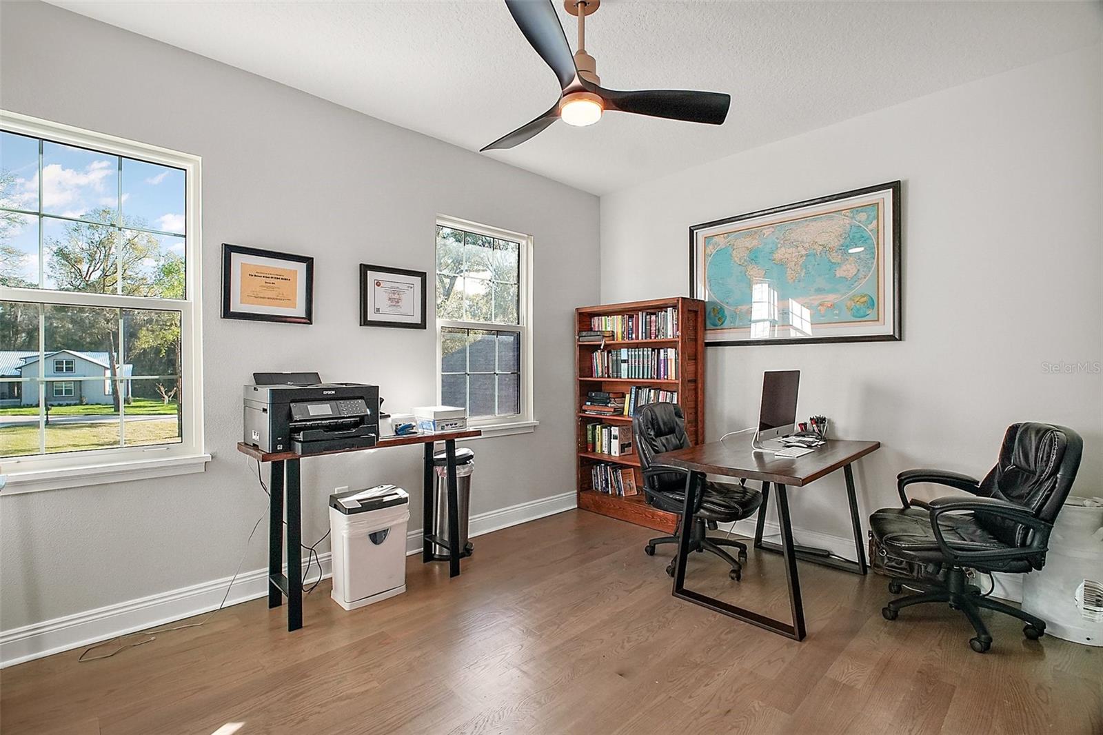 1933 S FARM RD, DELAND, FL, 32720