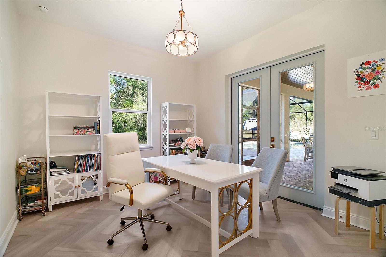 1933 S FARM RD, DELAND, FL, 32720