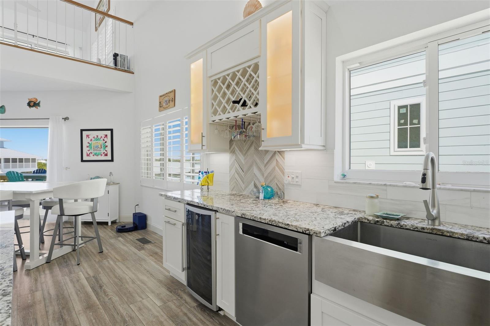 220 MOCKINGBIRD LN, ENGLEWOOD, FL, 34223